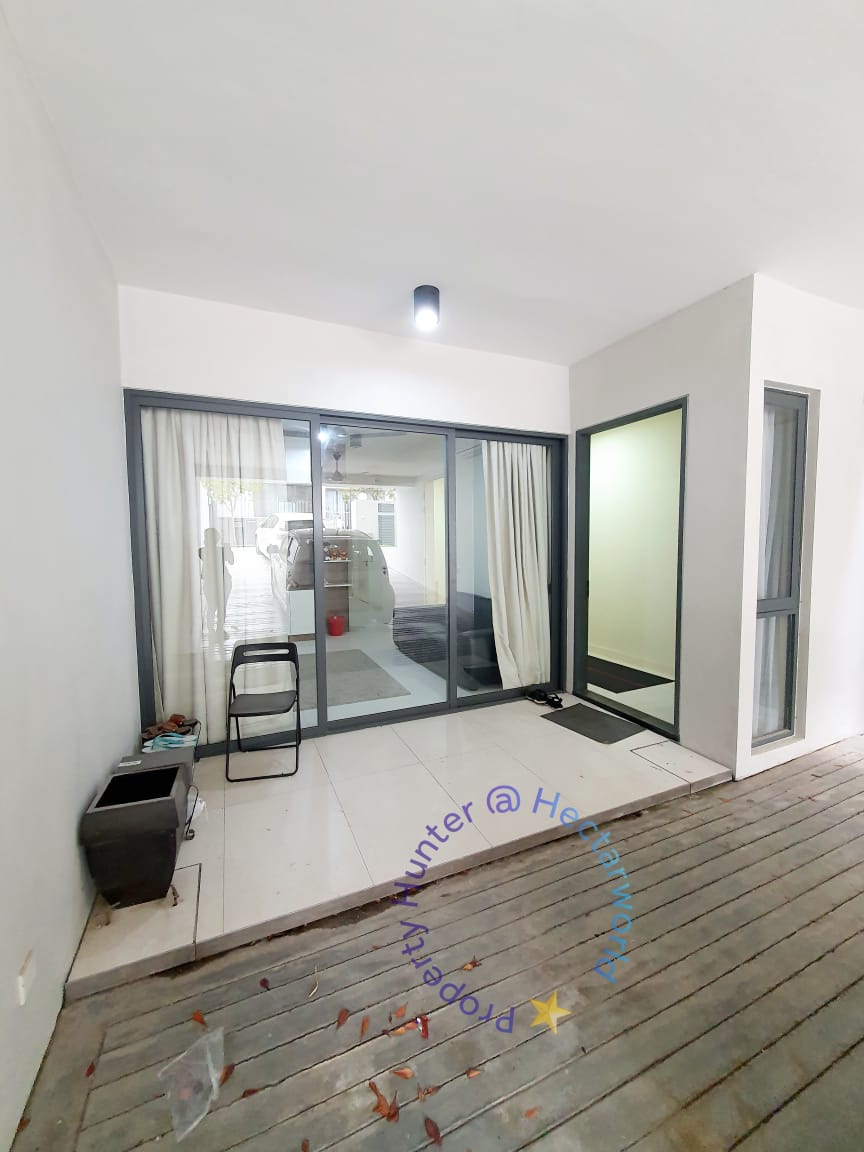 Vilaris Courtyard Home - photo 4