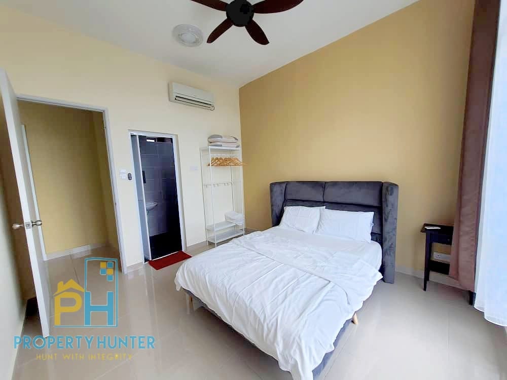 Penthouse at BM City Suites - photo 10