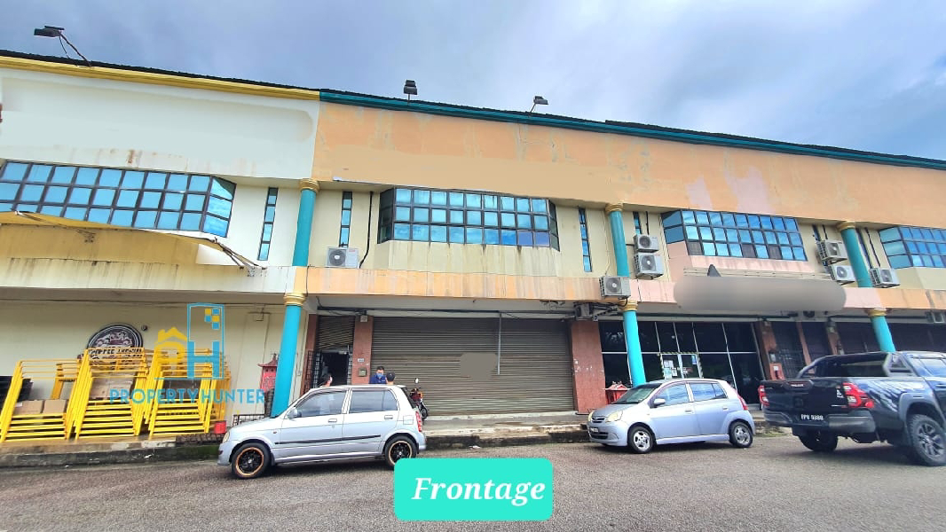 Terrace intermediate light industrial lot - photo 2