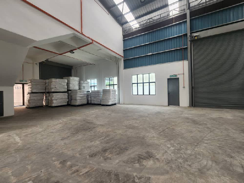 Detached Light Industrial Seruling Valdor 10min from Batu Kawan - photo 4