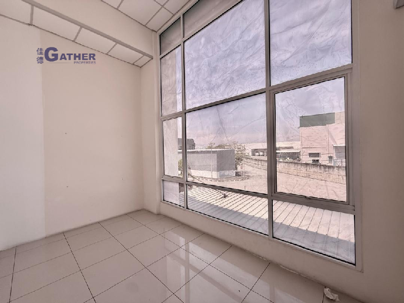 Juru light industrial 7800sf  - photo 9