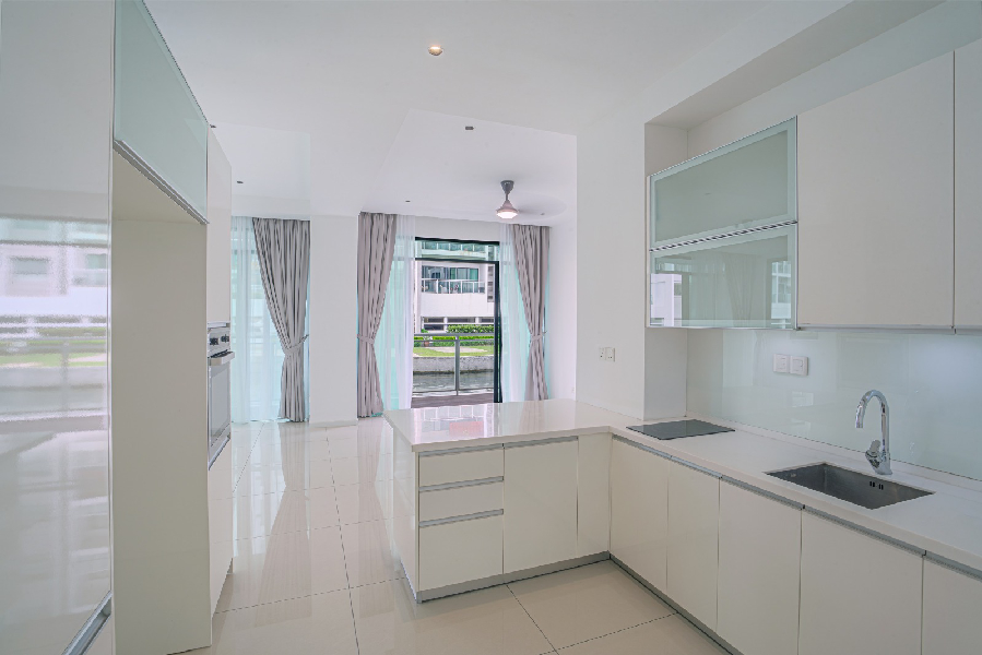 The Light Collection 1 3sty Water Villa  - photo 4