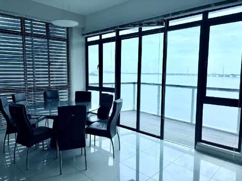 Light Collection 1 Triplex Penthouse  - photo 9
