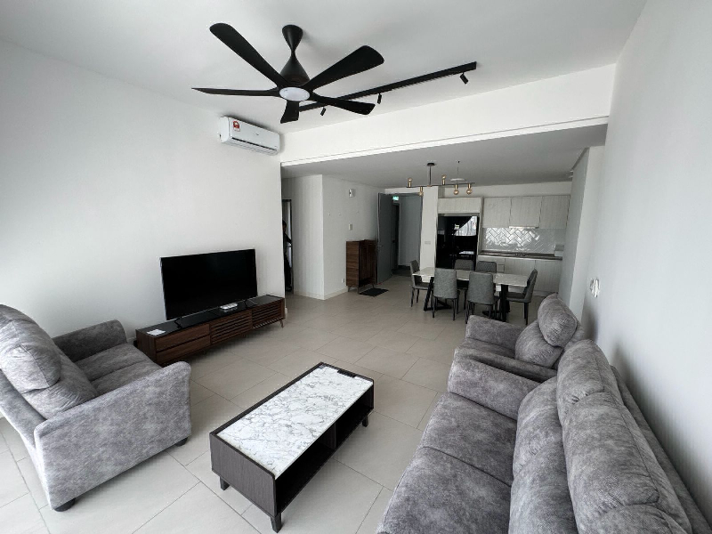 Triuni Tower A