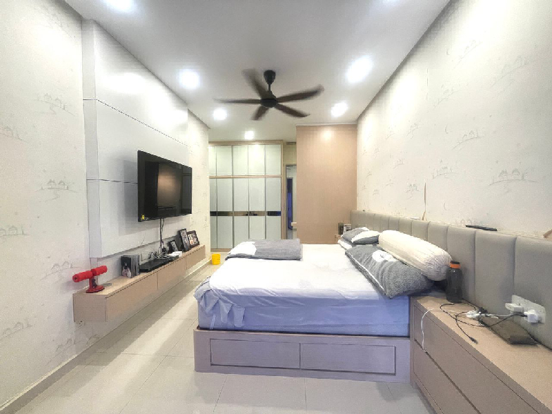 Vilaris Courtyard Home @ Batu Uban Gelugor  - photo 12
