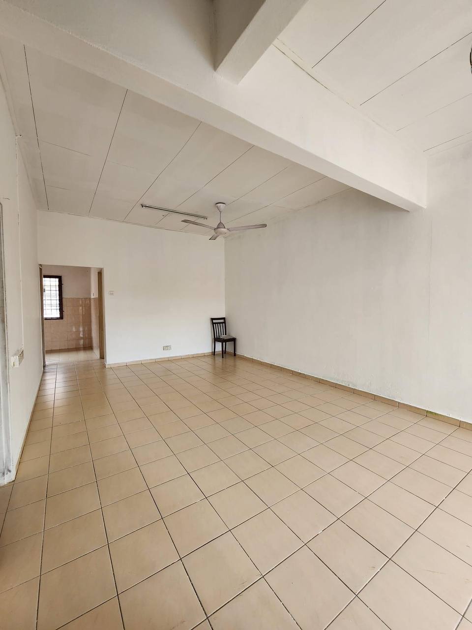 Townhouse Upper Floor Taman Bayu Permai Rawang - photo 3