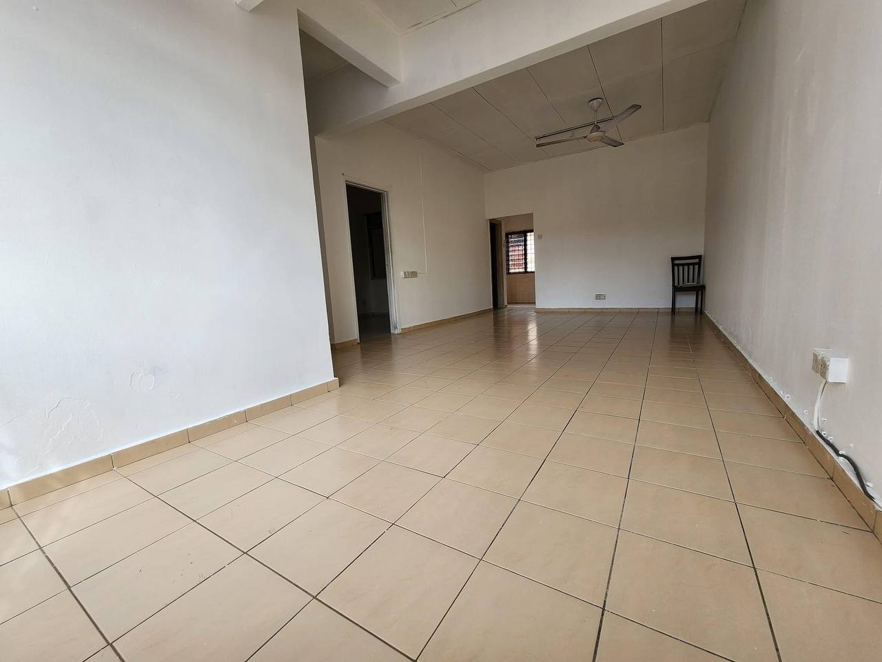 Townhouse Upper Floor Taman Bayu Permai Rawang - photo 4