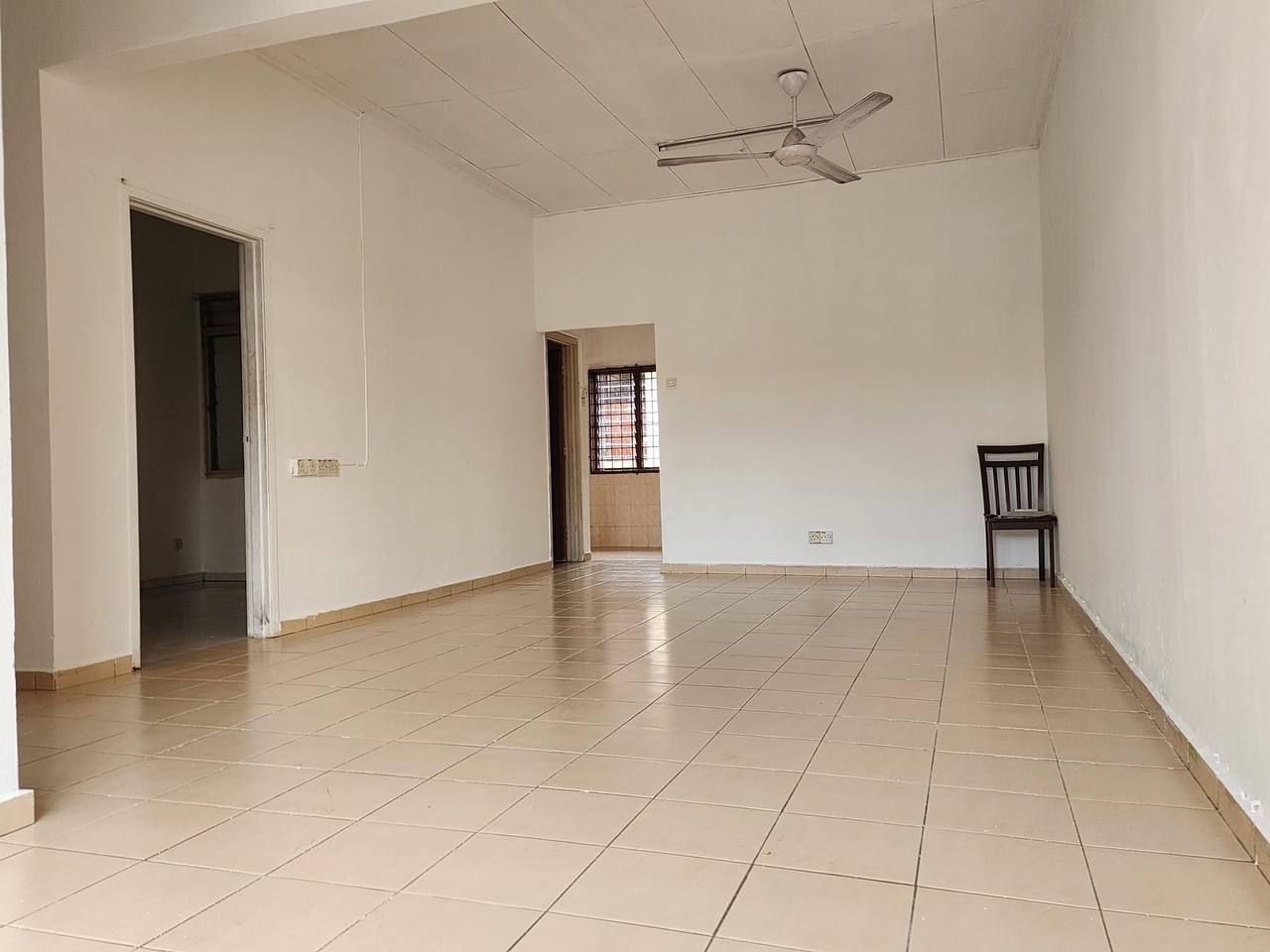 Townhouse Upper Floor Taman Bayu Permai Rawang - photo 6