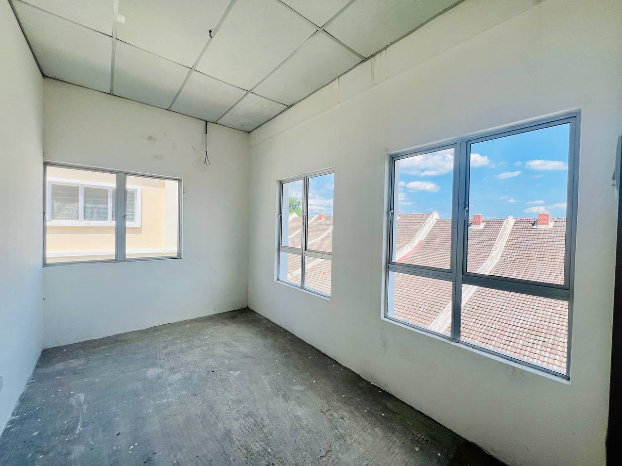 Endlot 1st and 2nd Floor Shoplot Lavender Height - photo 4