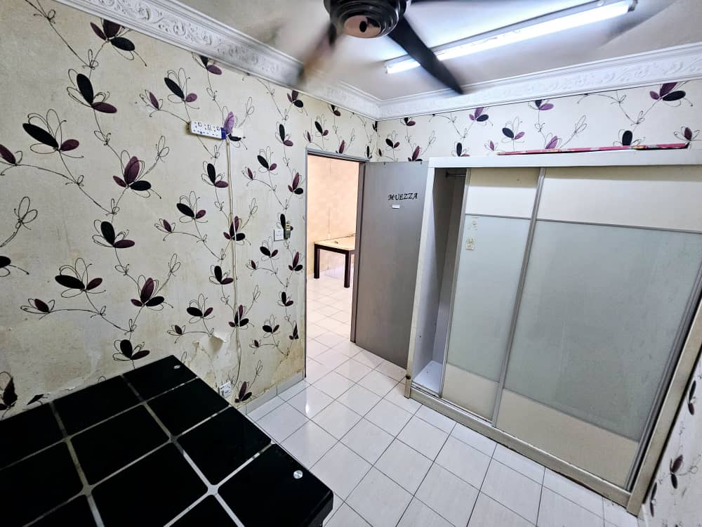 LEVEL 1 One Selayang NON BUMI Shop Apartment Reno - photo 4