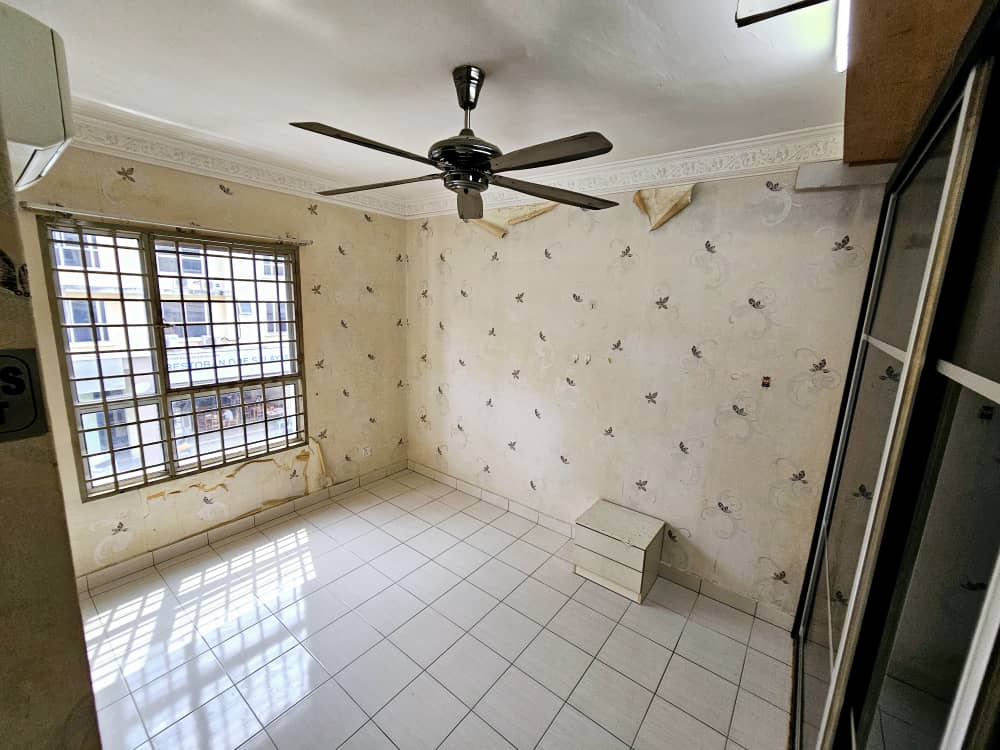 LEVEL 1 One Selayang NON BUMI Shop Apartment Reno - photo 7