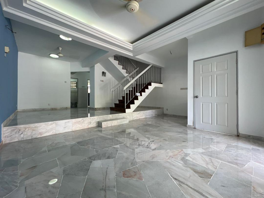 Double Storey Bandar Country Homes Desa 12 RAWANG - photo 3