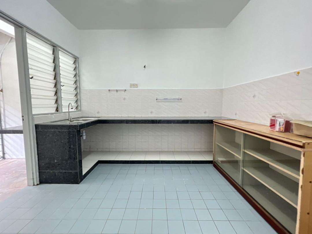 Double Storey Bandar Country Homes Desa 12 RAWANG - photo 5