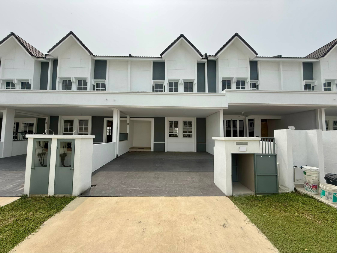 Brand New Double Storey Templer Residence 22x70