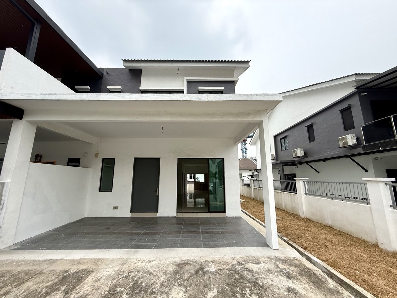Double Storey Semi D Taman Scientex Anggun Emerald