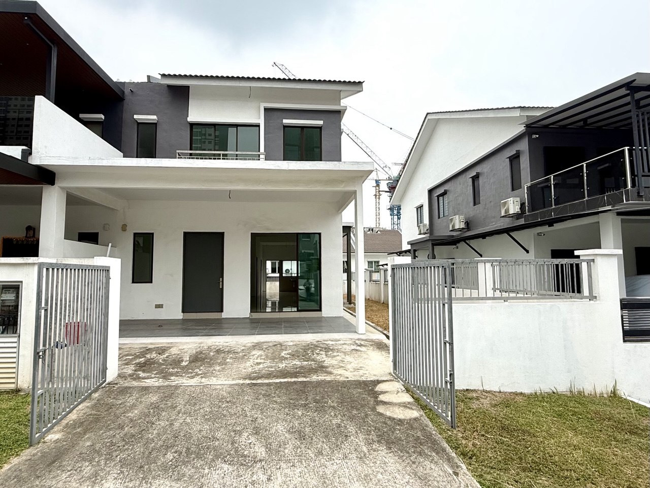 Double Storey Semi D Taman Scientex Anggun Emerald - photo 2