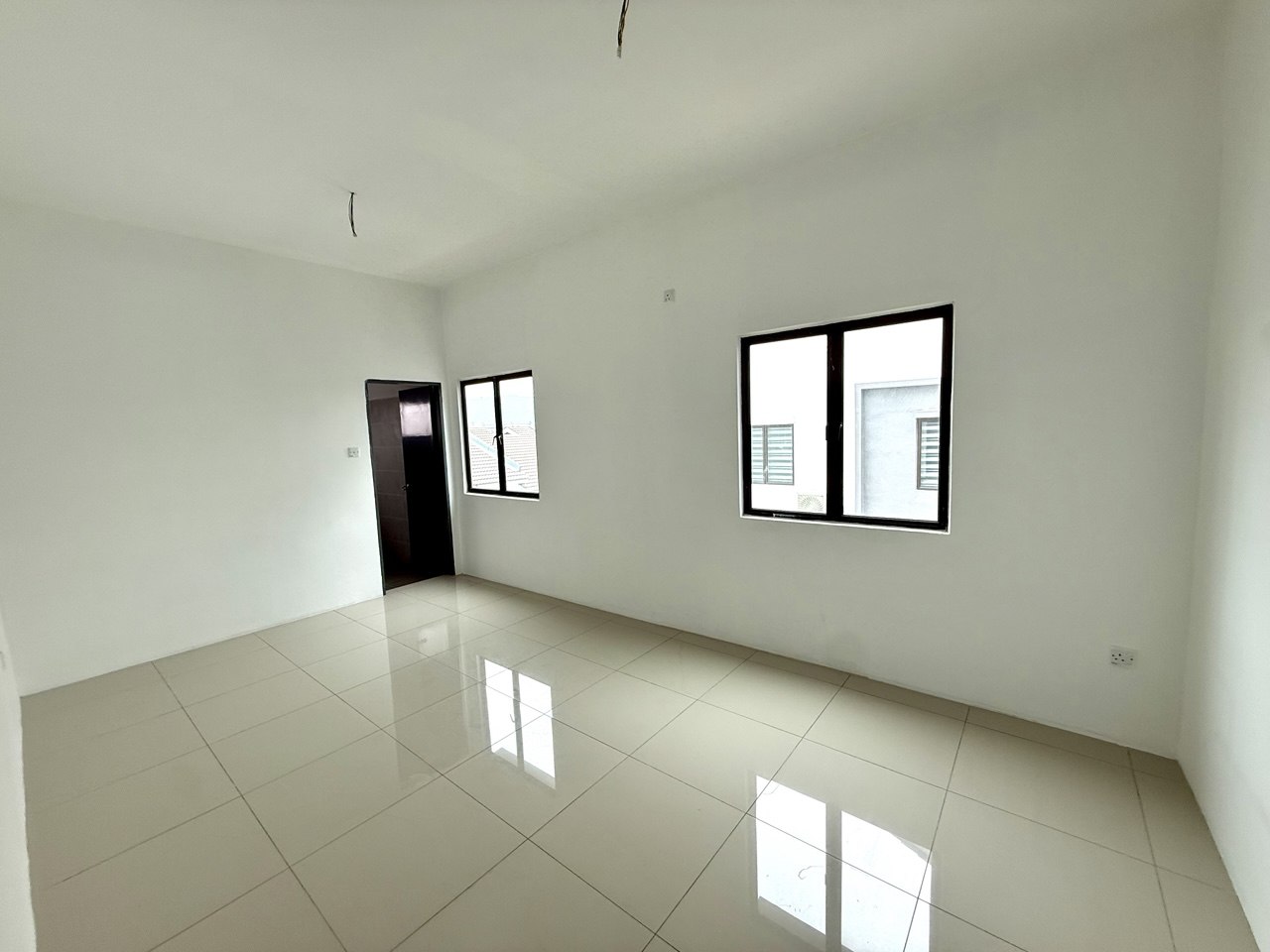 Double Storey Semi D Taman Scientex Anggun Emerald - photo 8