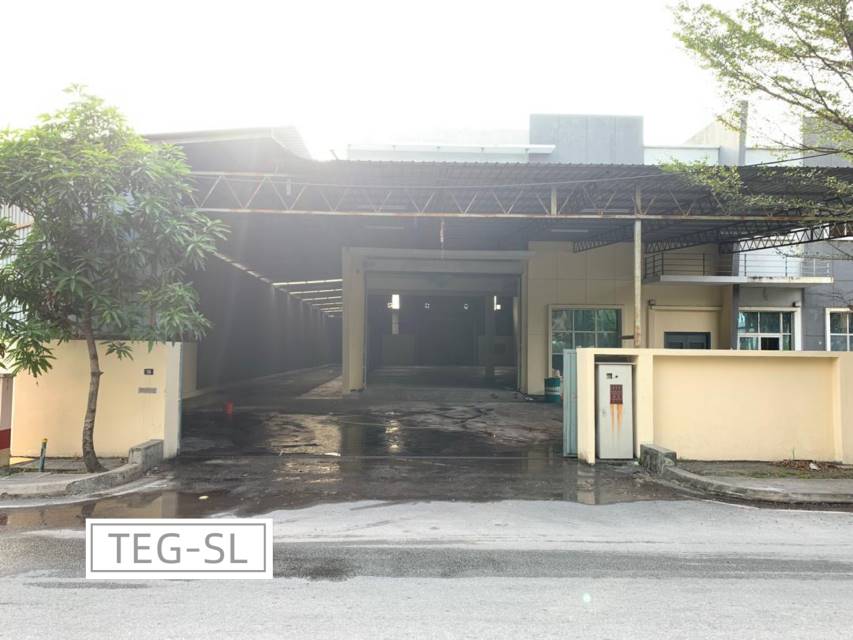 1,5 Storey Semi D fa ...