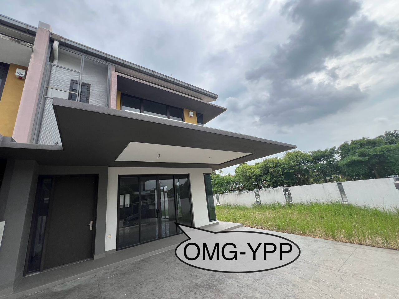 2 Storey Corner - Ba ...