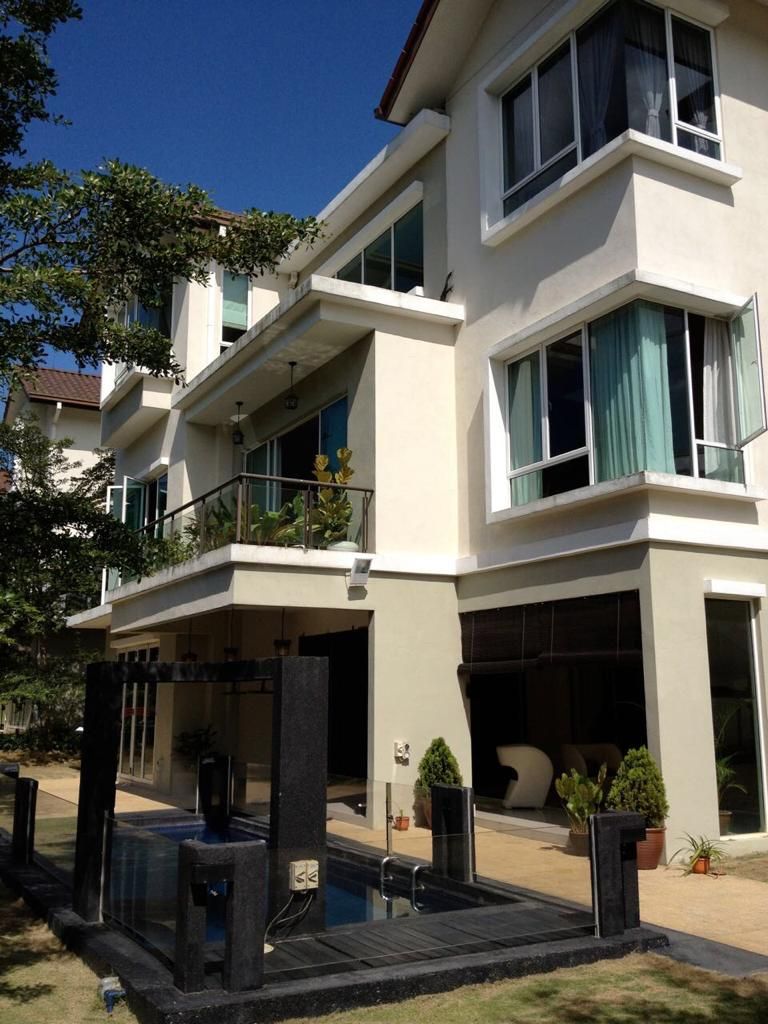 Bungalow Teratai Villas Kayangan Heights Shah Alam