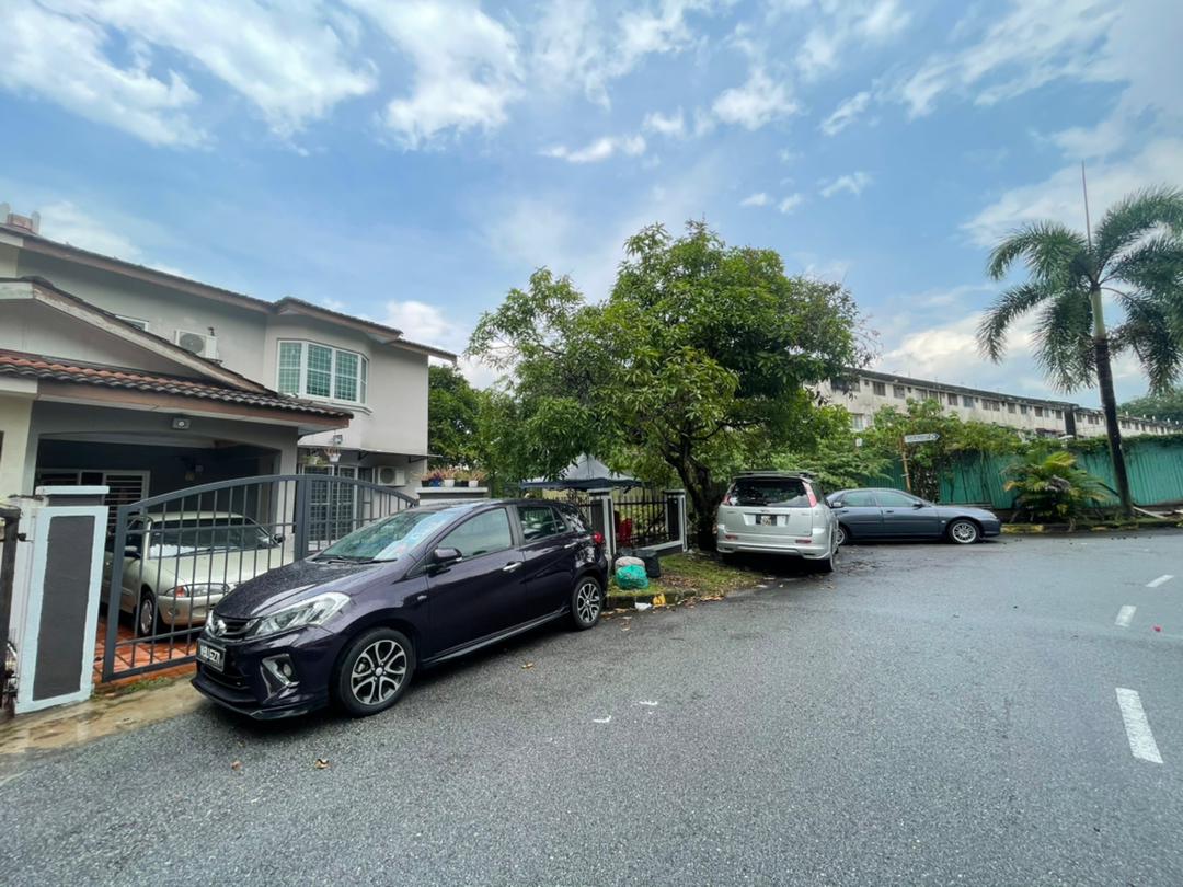 END LOT TAMAN SUNGAI BESI INDAH SERI KEMBANGAN
