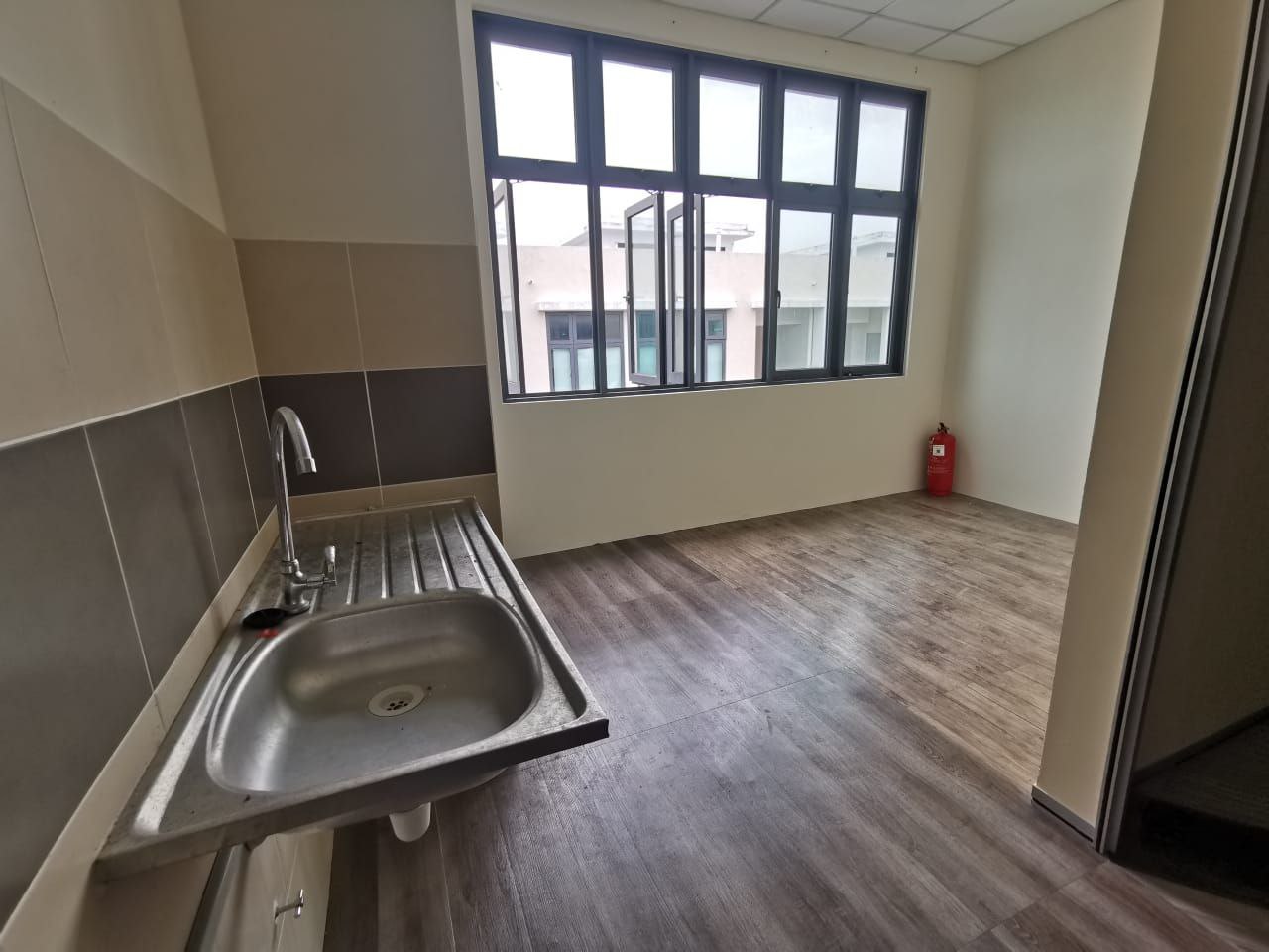 2nd Floor Shop Lot Bandar Seri Putra - photo 3