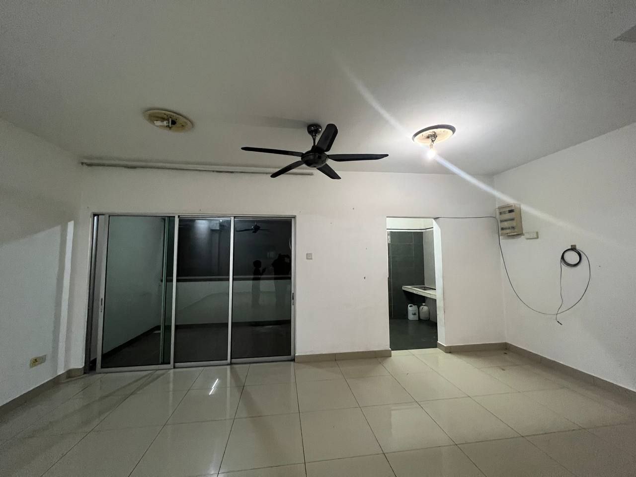 Li Villa Townhouse Taman Sea - photo 2
