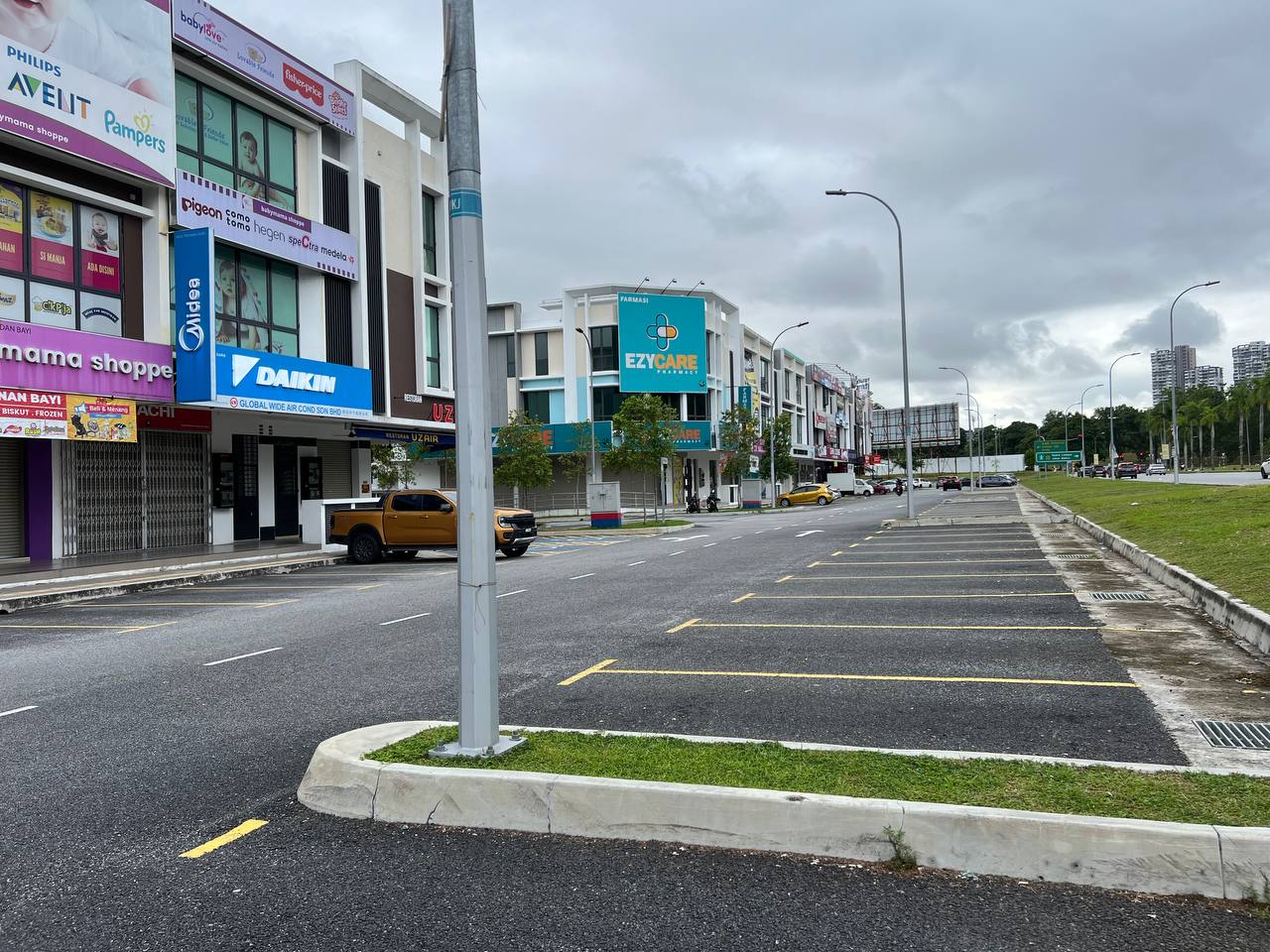 Ground Floor Shop Lot Bandar Seri Putra - photo 3