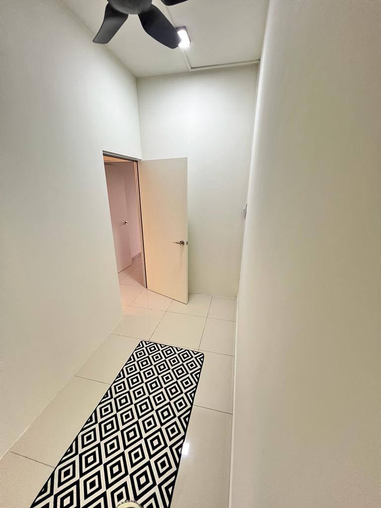 HABITUS at CITY OF ELMINA - photo 3