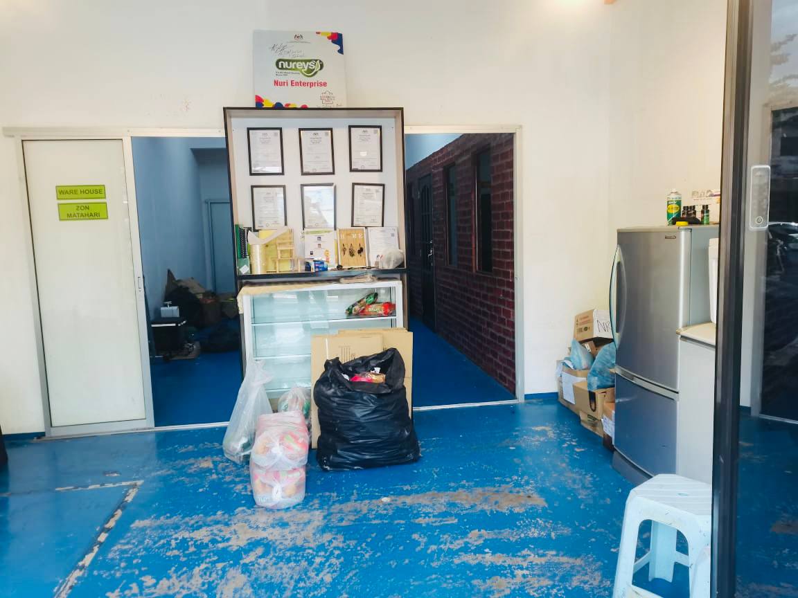 GF Shop Lot Melawati Jalan E1 to Let - photo 3