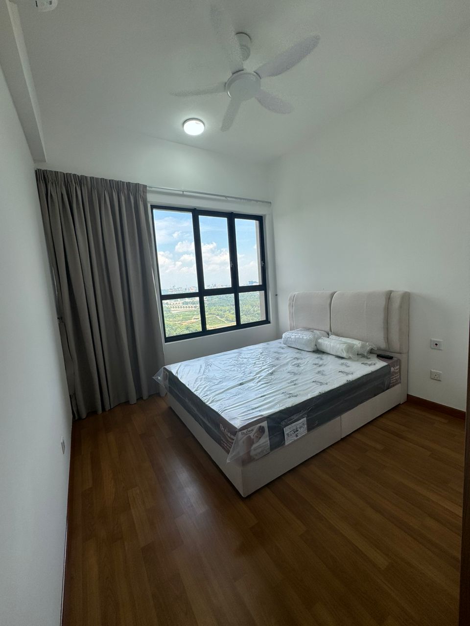 Fully Furnished Gems Residences for Rent - photo 3