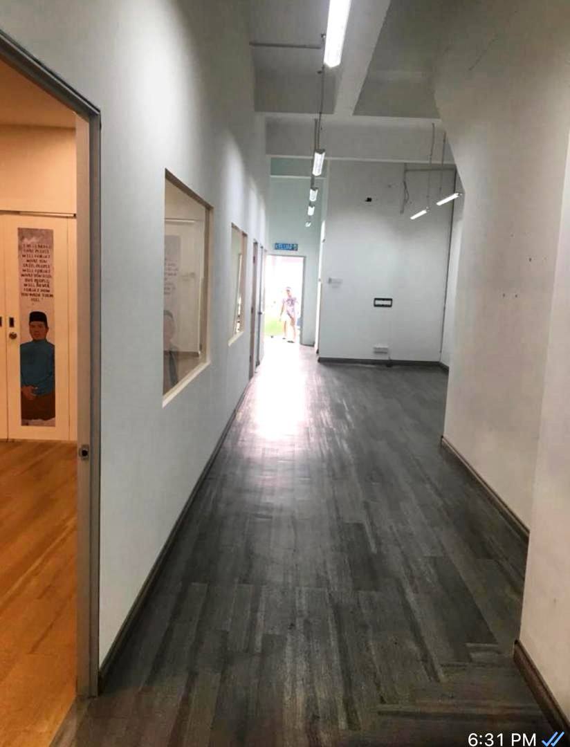 Ground Floor Corner Shop Lot Bangi Gateway to Let - photo 2