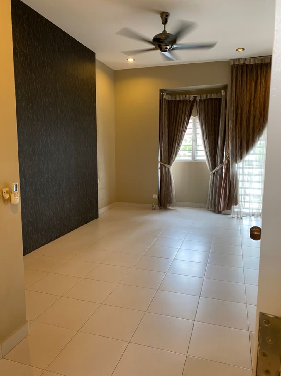 Setia Pearl Island 3 Storey Terrace house - photo 2