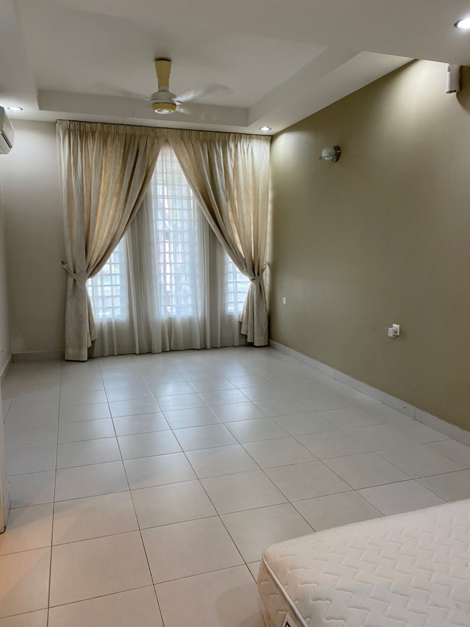 Setia Pearl Island 3 Storey Terrace house - photo 4