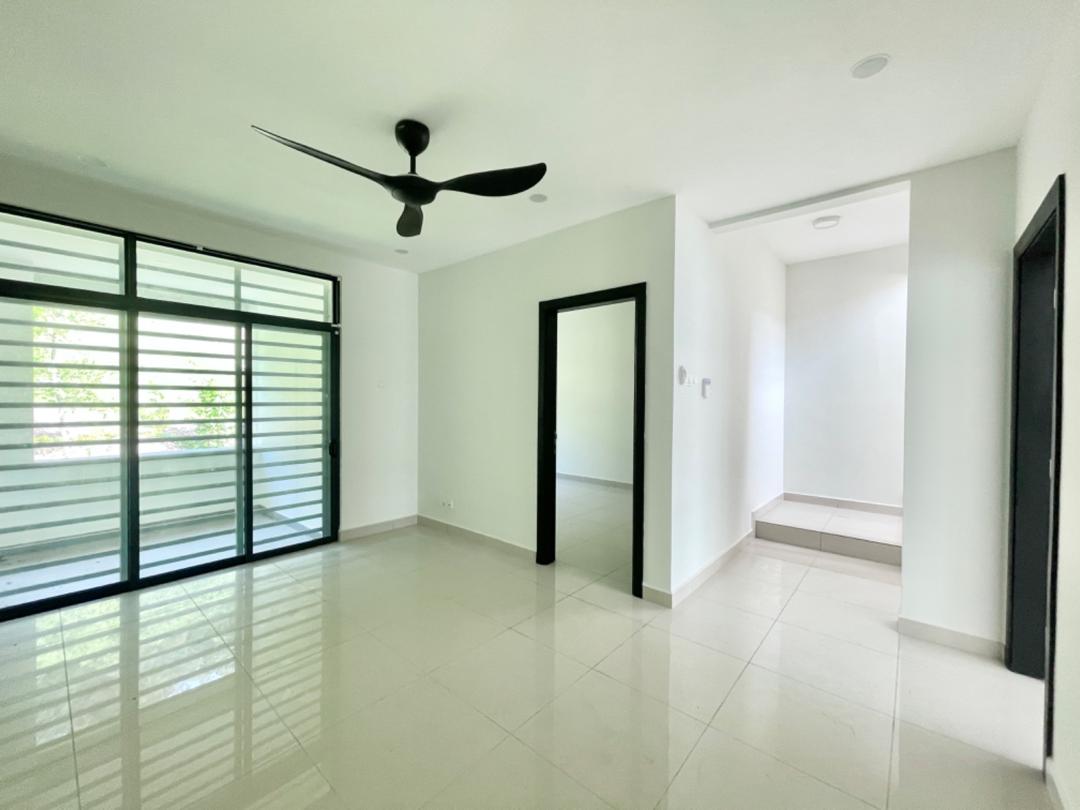 stramax residence - photo 2