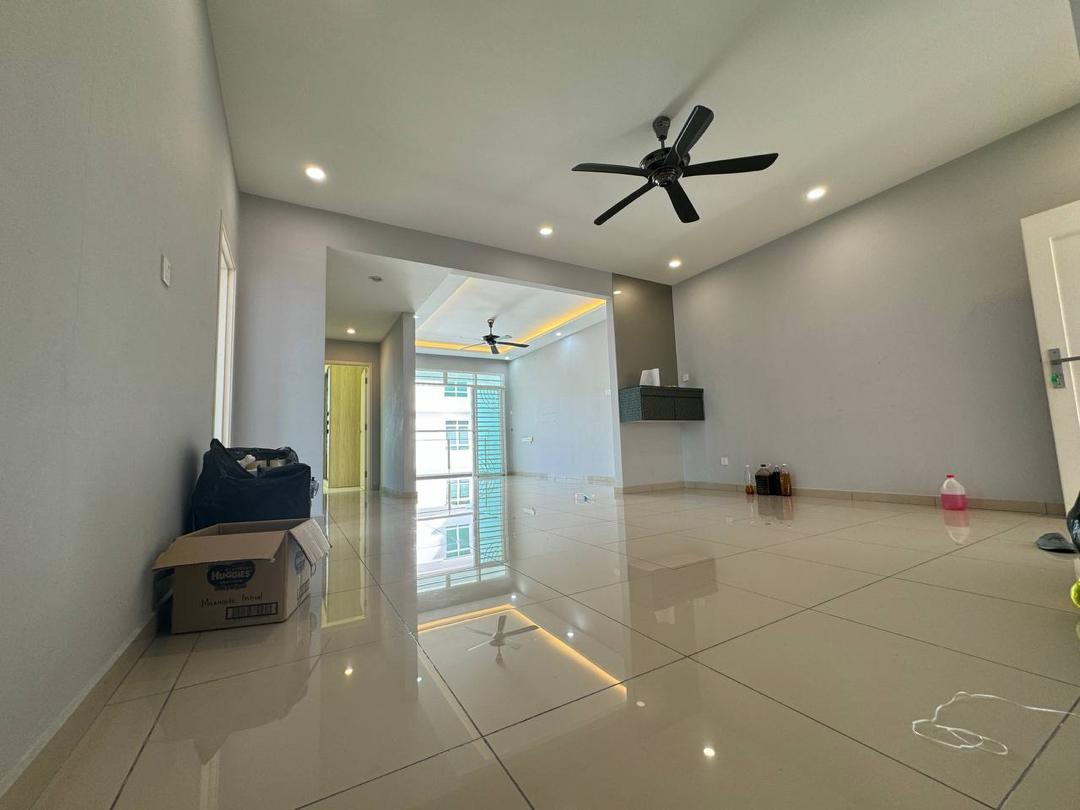 arena residence - photo 2