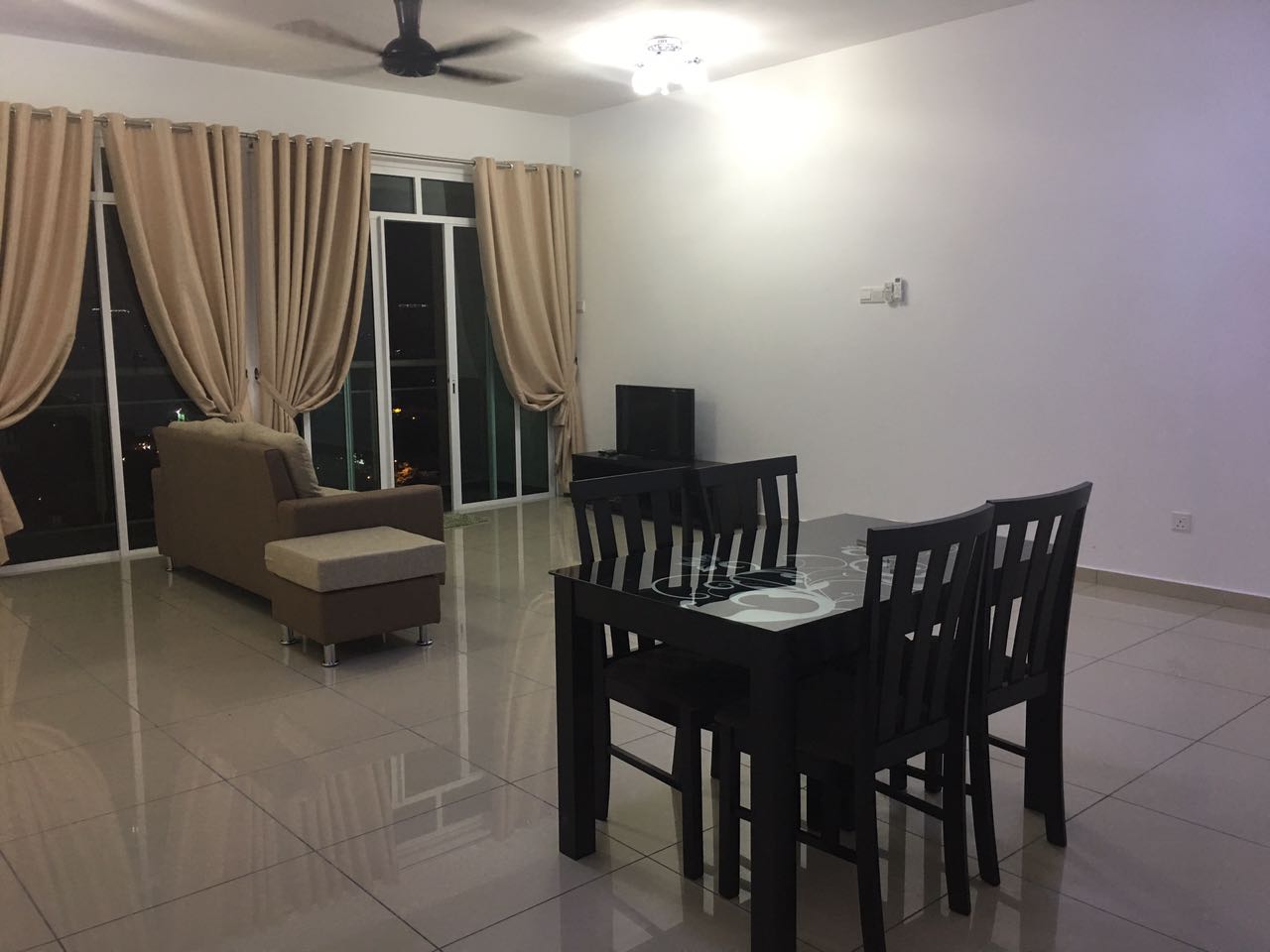 arena residence - photo 2