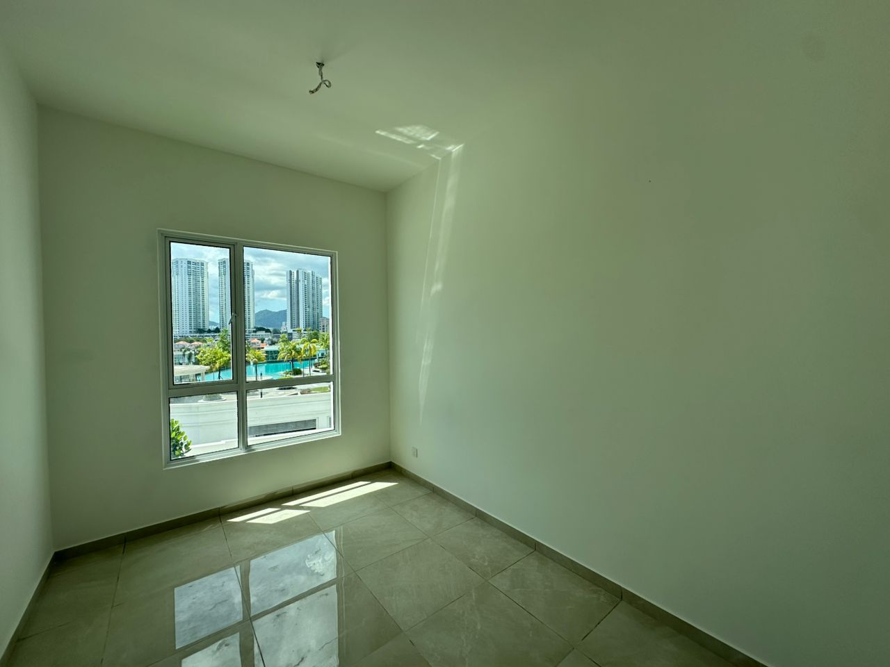 Lucerne Residences - photo 4