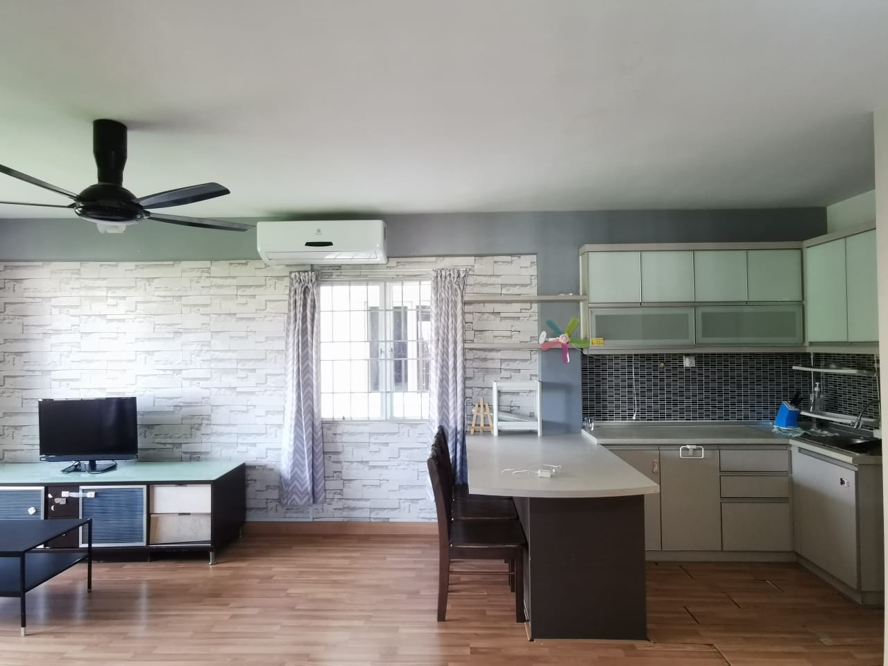 Fully Furnished Aman Dua Apartment Apartmen Kepong - photo 6