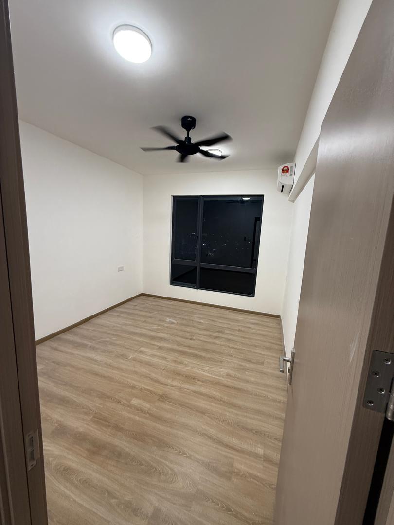 Lake City KL North in Service Residence Taman Wahy - photo 8