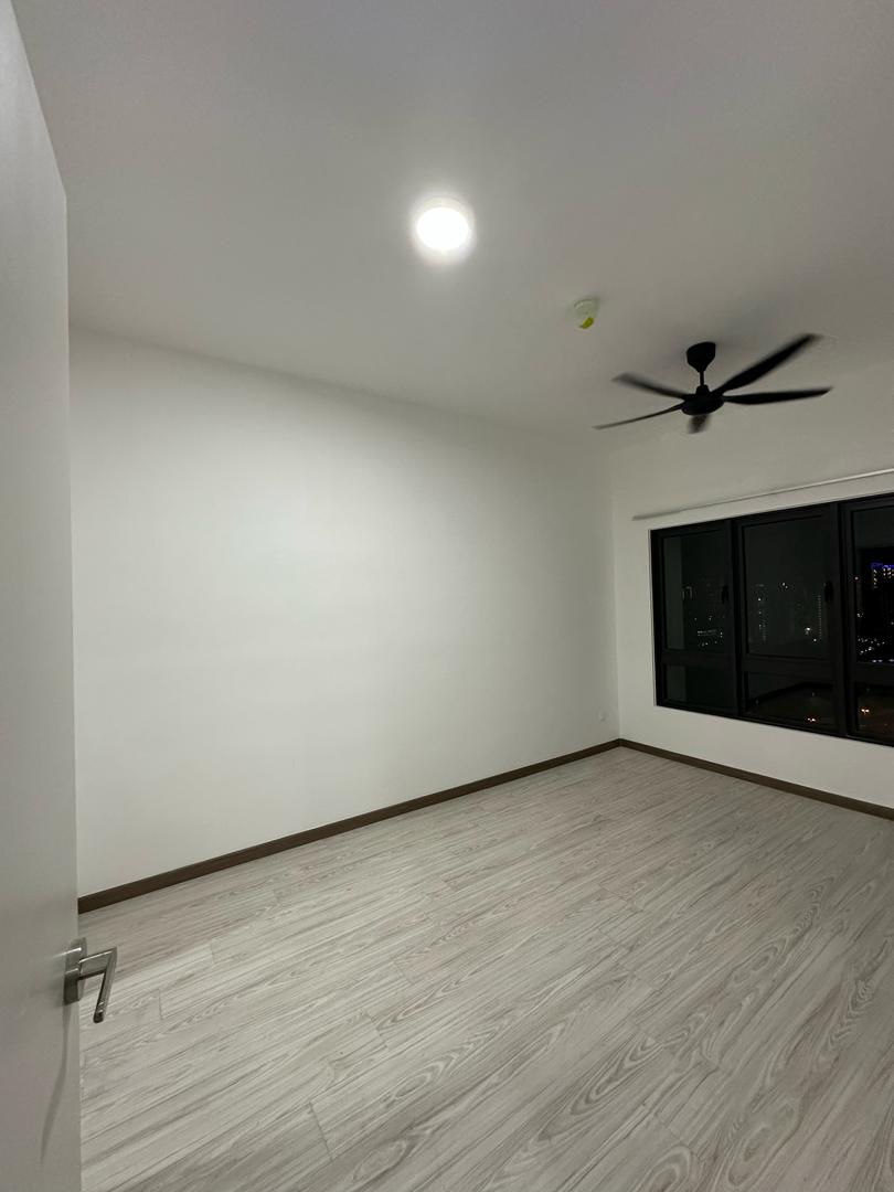 M Oscar Bandar Baru Sri Petaling Kuchai Lama PJ Ta - photo 7
