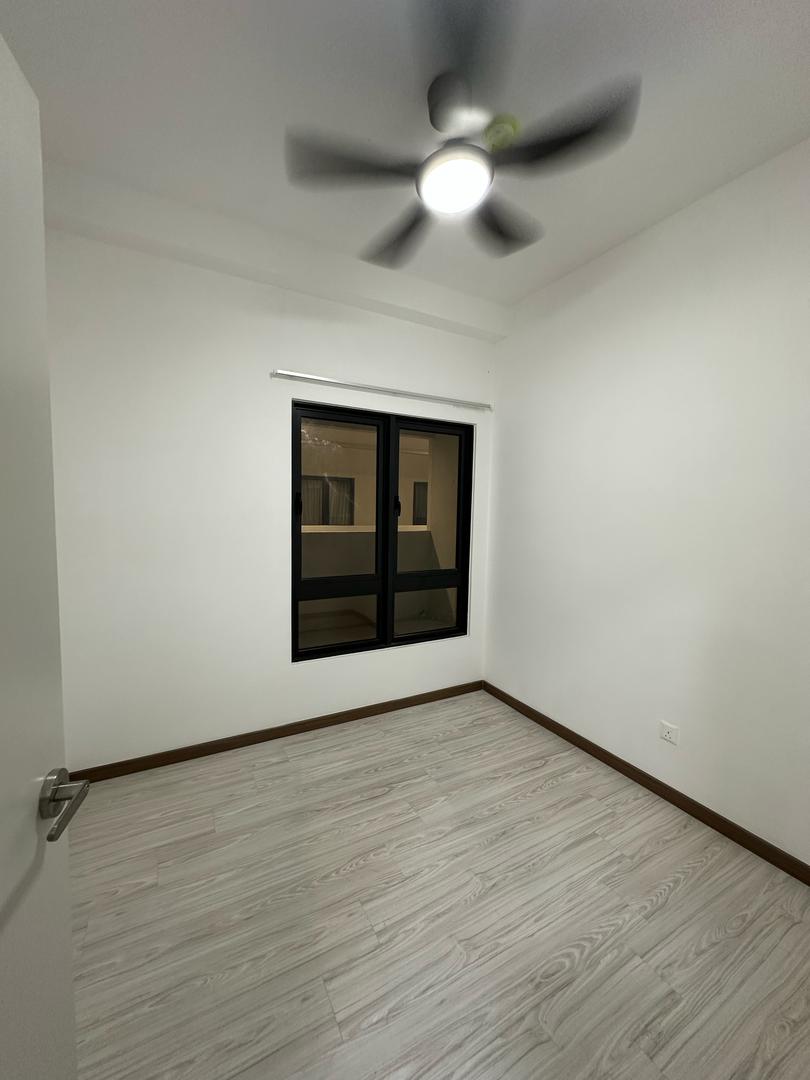 M Oscar Bandar Baru Sri Petaling Kuchai Lama PJ Ta - photo 9