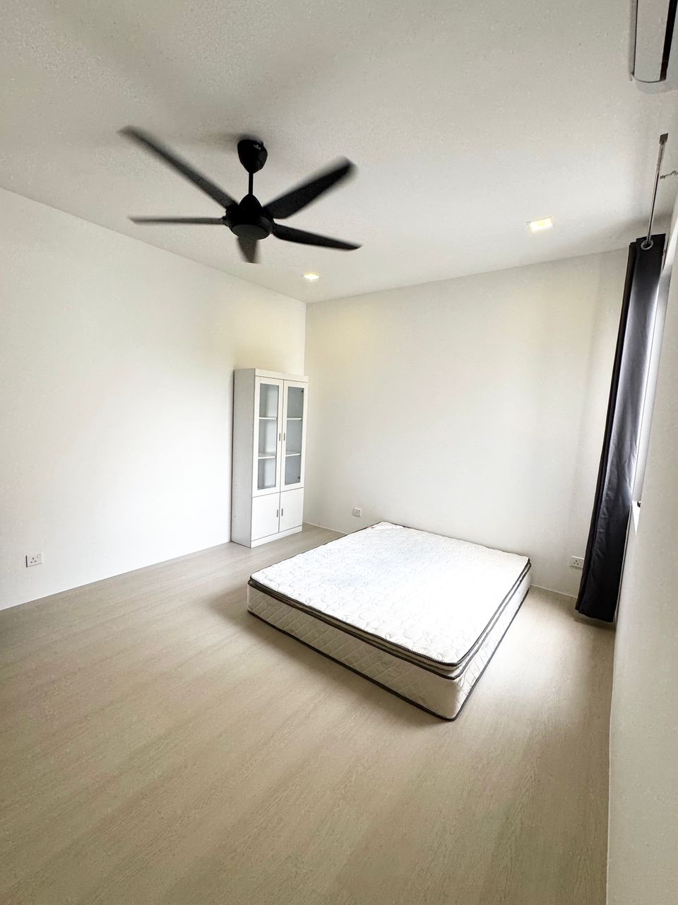 reed lakefield corner room fully furnished sungai - photo 3