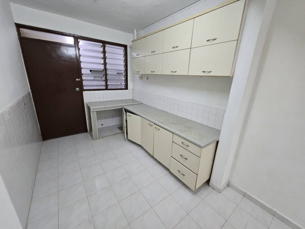 Happy Garden Apartment Flat Ground Flor Kuchai Lam - photo 3