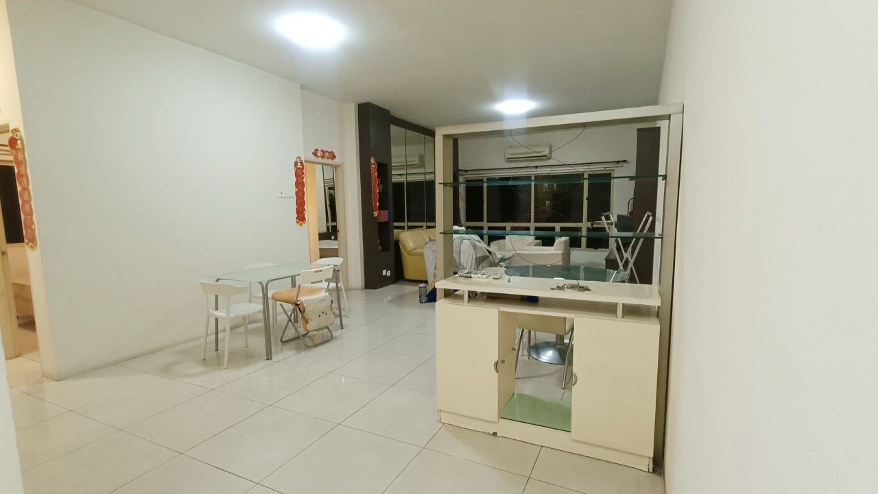 East Lake Residence Seri Kembangan Serdang Selango - photo 5
