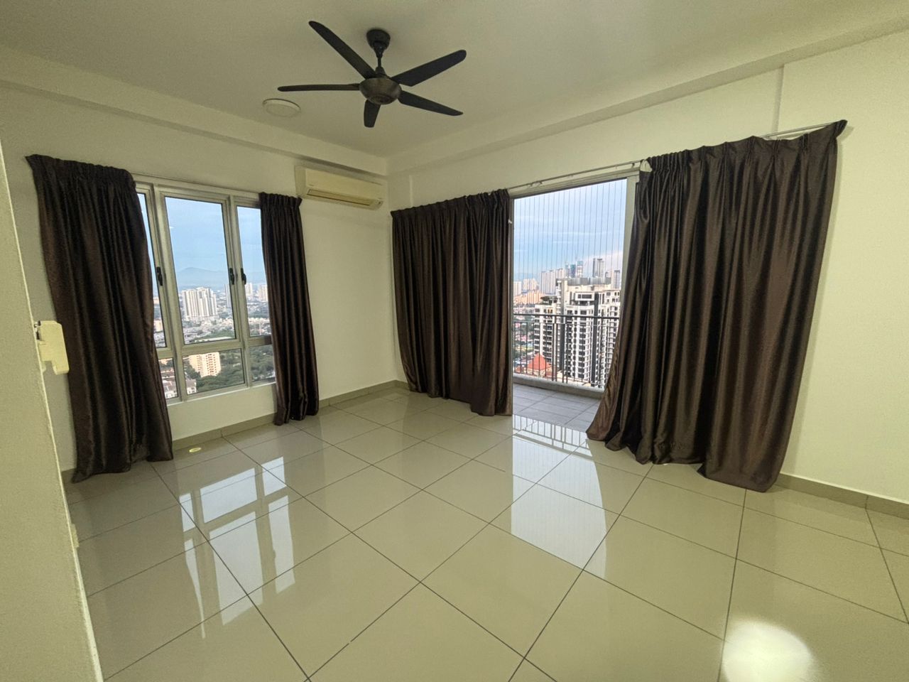 Villa Crystal Condo Blw Mkt Corner High Floor Tama - photo 5