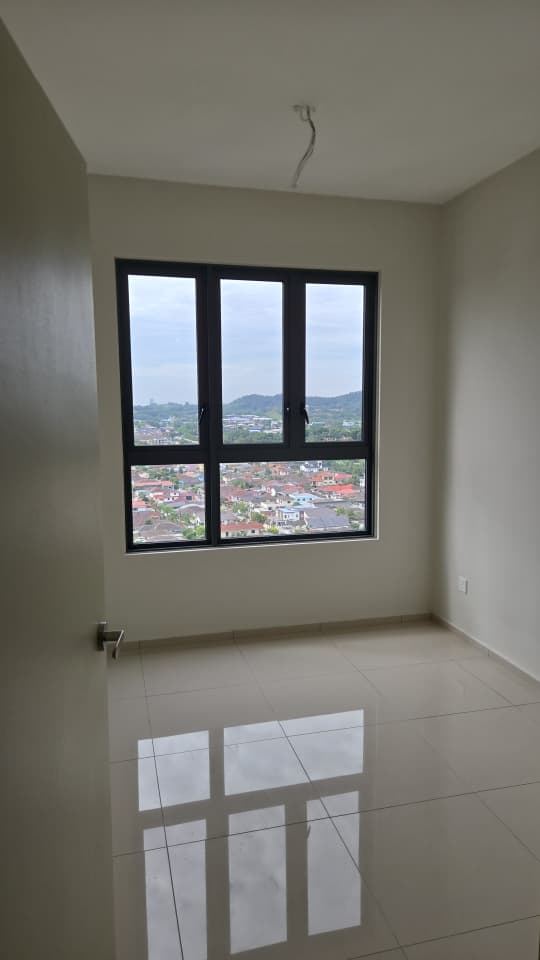 Seiring Residensi Subang Damaisuria Seksyen U6 Sha - photo 3