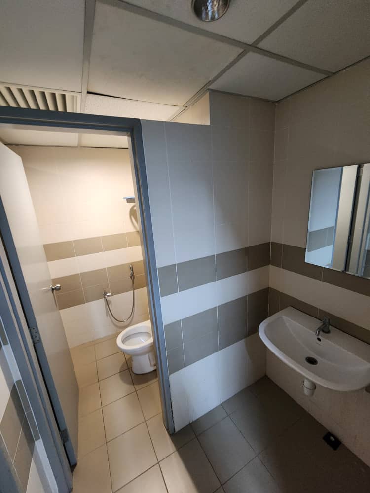 Plaza Taragon Kelana Jaya Petaling Jaya Office - photo 7