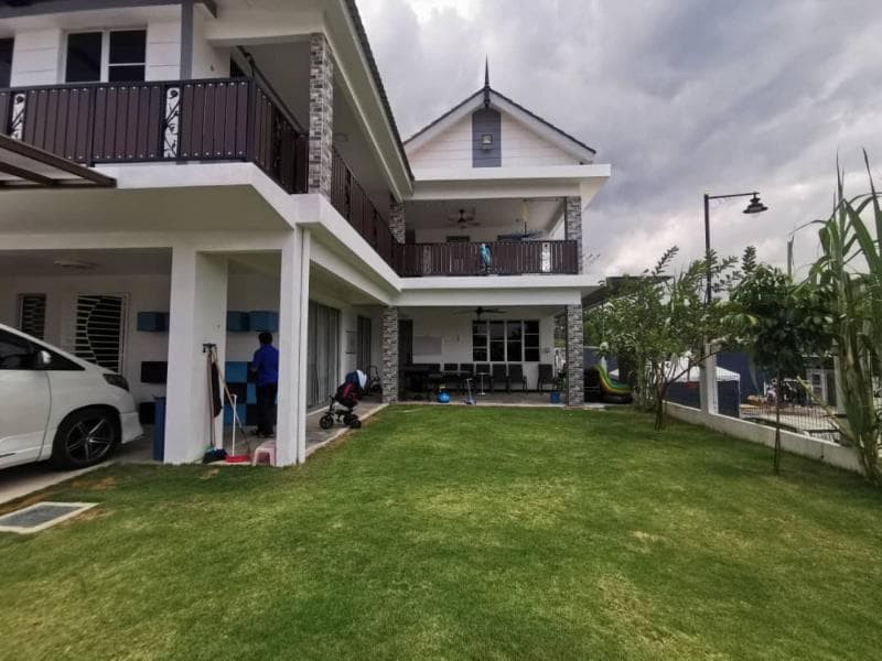 Renovated EndLot 2 Storey Terrace Bandar Kinrara 7 - photo 2