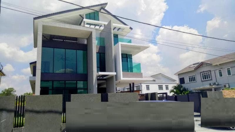 New 2 Half Storey Bungalow Tmn Universiti Kajang